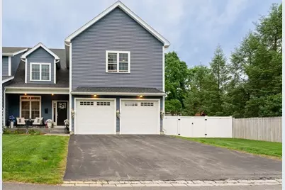 38 Cherry St #B, Hudson, MA 01749 - Photo 2