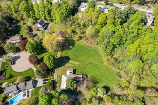 25 Park St, Southborough, MA 01772 - Photo 1