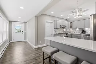 157 S Pleasant St, Haverhill, MA 01835 - Photo 4