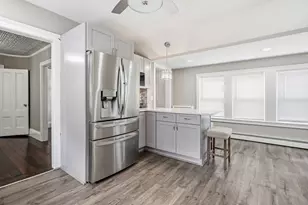 157 S Pleasant St, Haverhill, MA 01835 - Photo 8