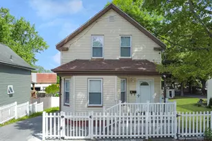 157 S Pleasant St, Haverhill, MA 01835 - Photo 2