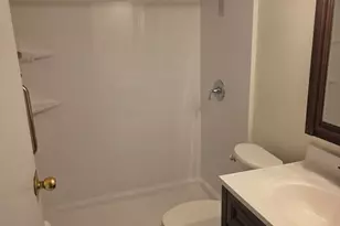 70 Southbridge St, Worcester, MA 01608 - Photo 8