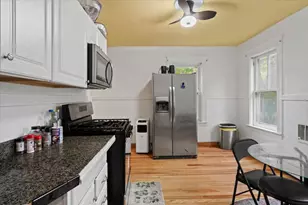 3 Wallace St, Worcester, MA 01605 - Photo 12