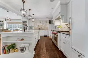 85 Old Farm Rd, Milton, MA 02186 - Photo 4