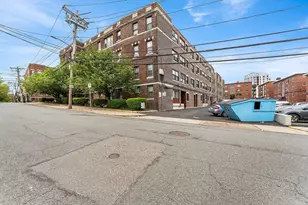 313 Summit Ave, Boston, MA 02135 - Photo 18