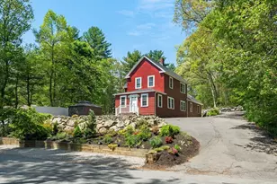 27 Cross St, Medfield, MA 02052 - Photo 4