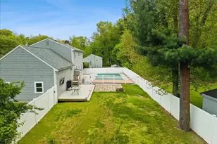13 Lydon Ln, Kingston, MA 02364 - Photo 4