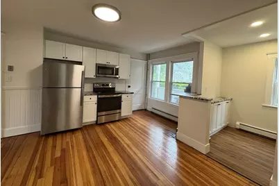 8 Glendale St #1R, Salem, MA 01970 - Photo 1