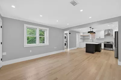 29 Hanson St #2, Somerville, MA 02143 - Photo 2
