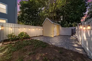 29 Hanson St, Somerville, MA 02143 - Photo 10