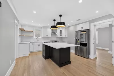 29 Hanson St #2, Somerville, MA 02143 - Photo 4