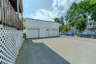 29 Hanson St, Somerville, MA 02143 - Photo 38