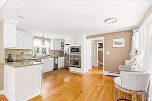 8 Bridge St, Norwell, MA 02061 - Photo 10