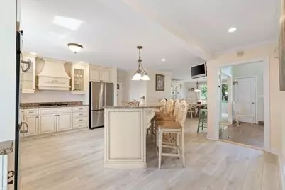 33 Pines Rd, Revere, MA 02151 - Photo 16