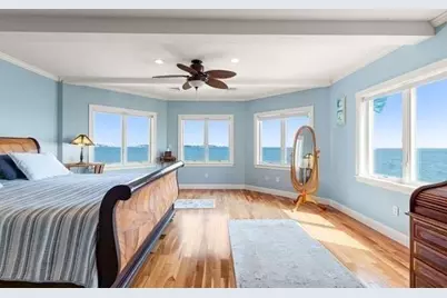 33 Pines Rd, Revere, MA 02151 - Photo 24