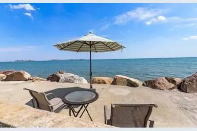33 Pines Rd, Revere, MA 02151 - Photo 6