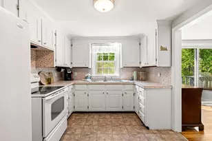 28 Ballardvale Rd, Andover, MA 01810 - Photo 12