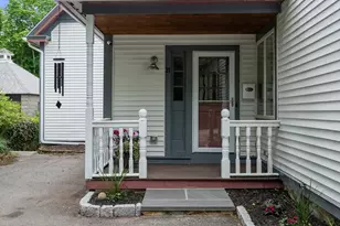 31 Pine St, Andover, MA 01810 - Photo 2