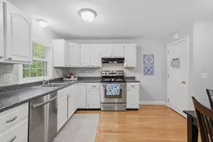 30 Harris St, Acton, MA 01720 - Photo 10