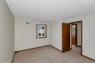 58 Beekman Dr, Agawam, MA 01001 - Photo 22