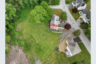 2 Woodcliffe Ave, Worcester, MA 01604 - Photo 2