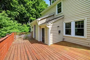 32 Lincoln Rd, Longmeadow, MA 01106 - Photo 32