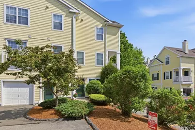 812 Gazebo Circle #812, Reading, MA 01867 - Photo 4