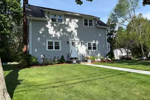 15 Hazel Ave, Scituate, MA 02066 - Photo 2