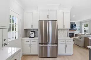 36 Neillian St, Bedford, MA 01730 - Photo 14