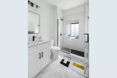 8 Viking #3, Boston, MA 02127 - Photo 4