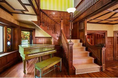 269 Kent St, Brookline, MA 02446 - Photo 8