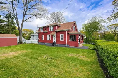 8 Elton St, Worcester, MA 01604 - Photo 6