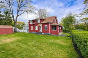 8 Elton St, Worcester, MA 01604 - Photo 6