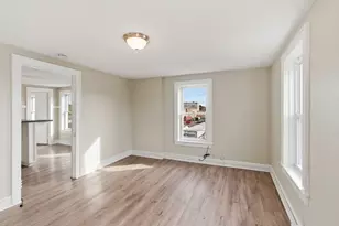 293 Clemente, Holyoke, MA 01040 - Photo 8