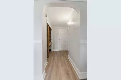 293 Clemente #3R, Holyoke, MA 01040 - Photo 4