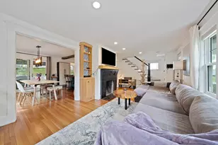 30 Hillside Ave, Quincy, MA 02170 - Photo 8