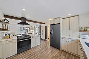 30 Hillside Ave, Quincy, MA 02170 - Photo 4