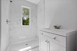 67 Romsey St, Boston, MA 02125 - Photo 12