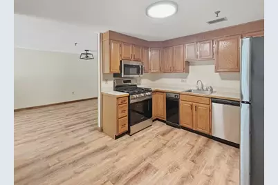 45 Christopher Dr #105, Methuen, MA 01844 - Photo 4