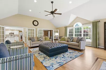 187 Sanborn Lane, Reading, MA 01867 - Photo 4