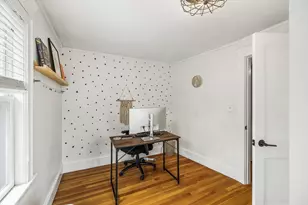 47 Essex St, Medford, MA 02155 - Photo 24