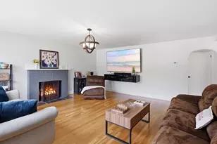 625 Turnpike St, North Andover, MA 01845 - Photo 8