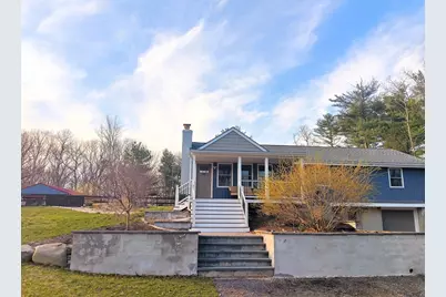 390 Read St, Seekonk, MA 02771 - Photo 1