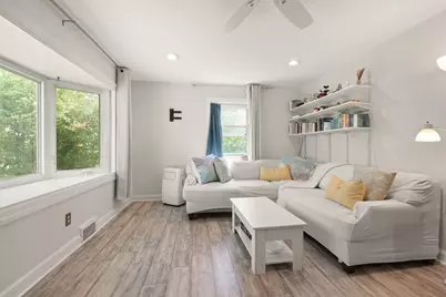 7 Marie Ave, Sharon, MA 02067 - Photo 4