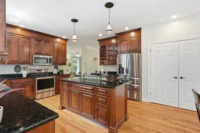 115 Webster Woods Ln, North Andover, MA 01845 - Photo 12