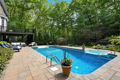 115 Webster Woods Ln, North Andover, MA 01845 - Photo 2