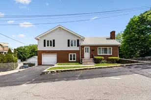 11 Adams St, Salem, MA 01970 - Photo 2