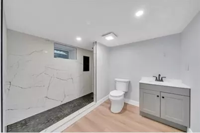 1297 Pleasant St, Weymouth, MA 02189 - Photo 24