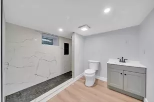 1297 Pleasant St, Weymouth, MA 02189 - Photo 24
