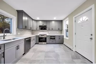 1297 Pleasant St, Weymouth, MA 02189 - Photo 6